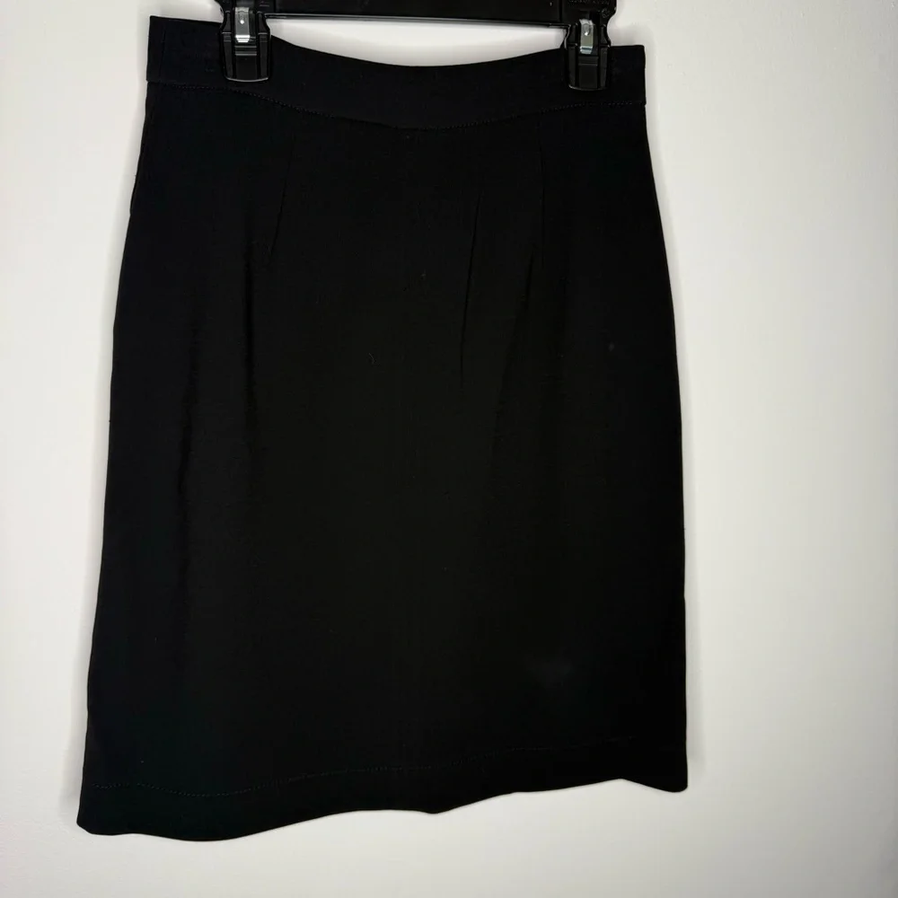 J20 Diane von Furstenberg Skirt‎ Black Gold Button